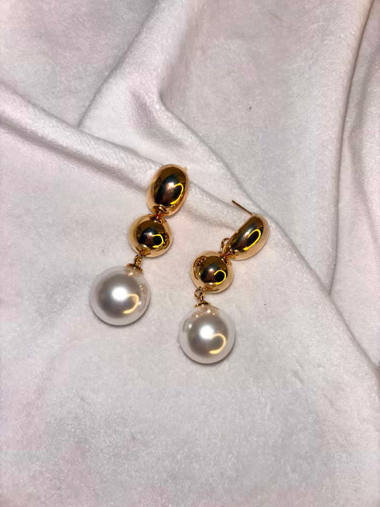 Tiny Pearls Ear Studds 18K Gold Plated Premium Earrings