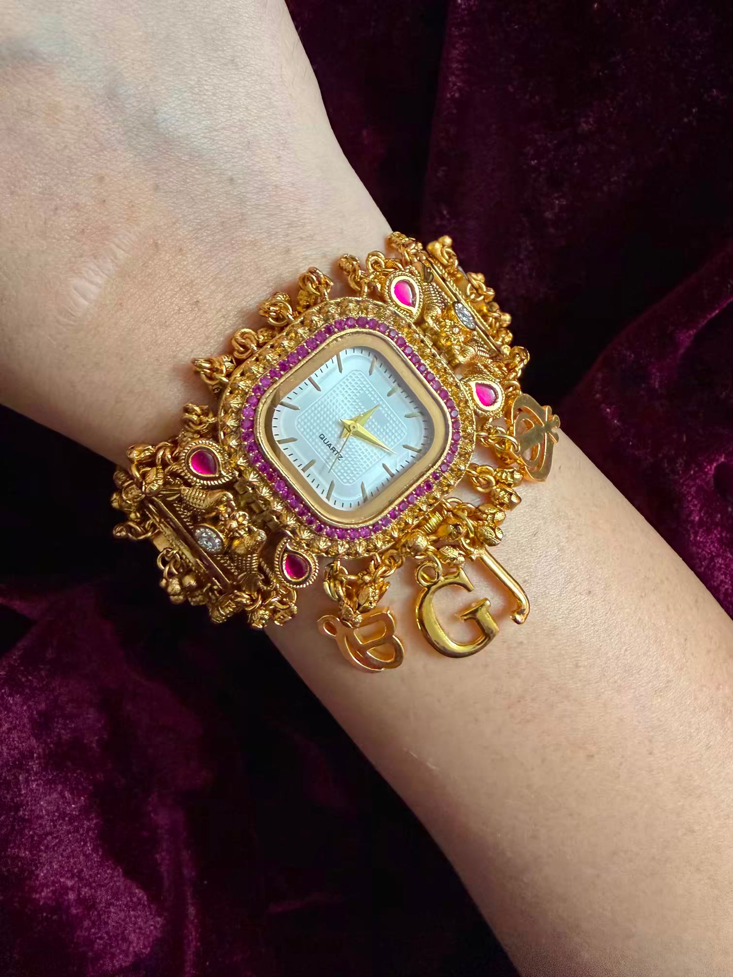 Rangrez Royale Heritage Watch Rakhi in Premium Swarovski (Free Initial)
