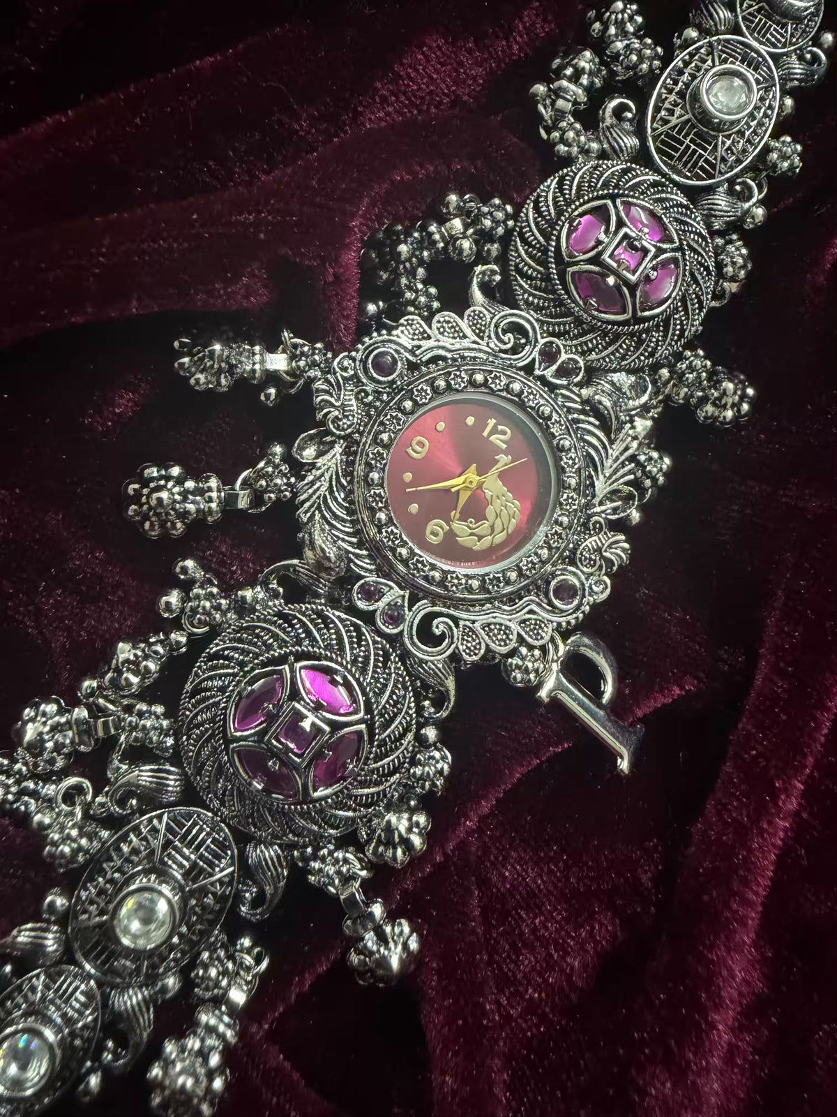 Viral Navratri Elegance Silver-Tone Navratri Oxidised Heritage Watch