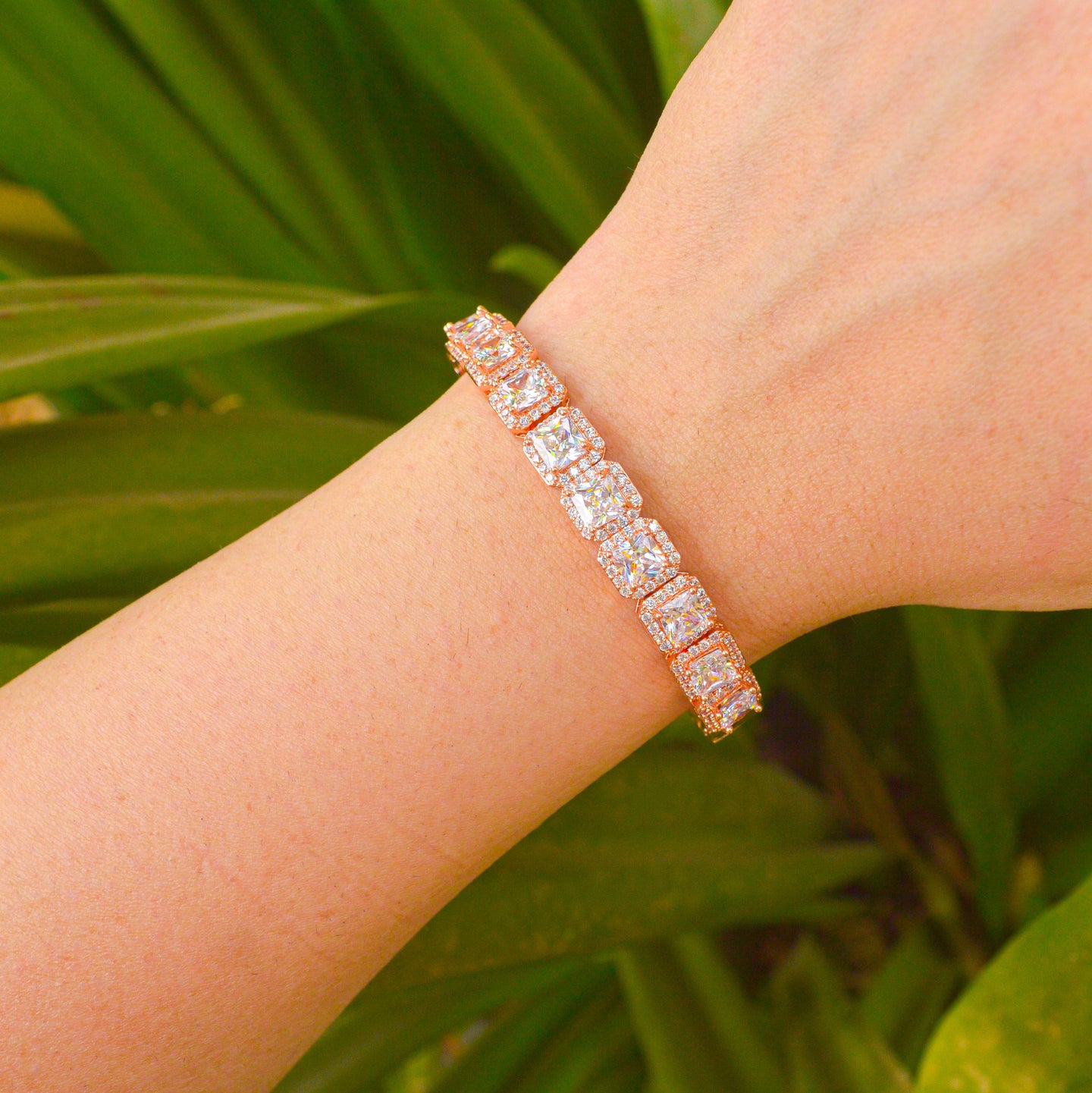 Royal Queen Diamonds Kadha Bracelet Bangle