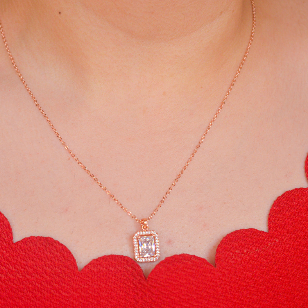Solitaire Rectangle Necklace - Rose Gold
