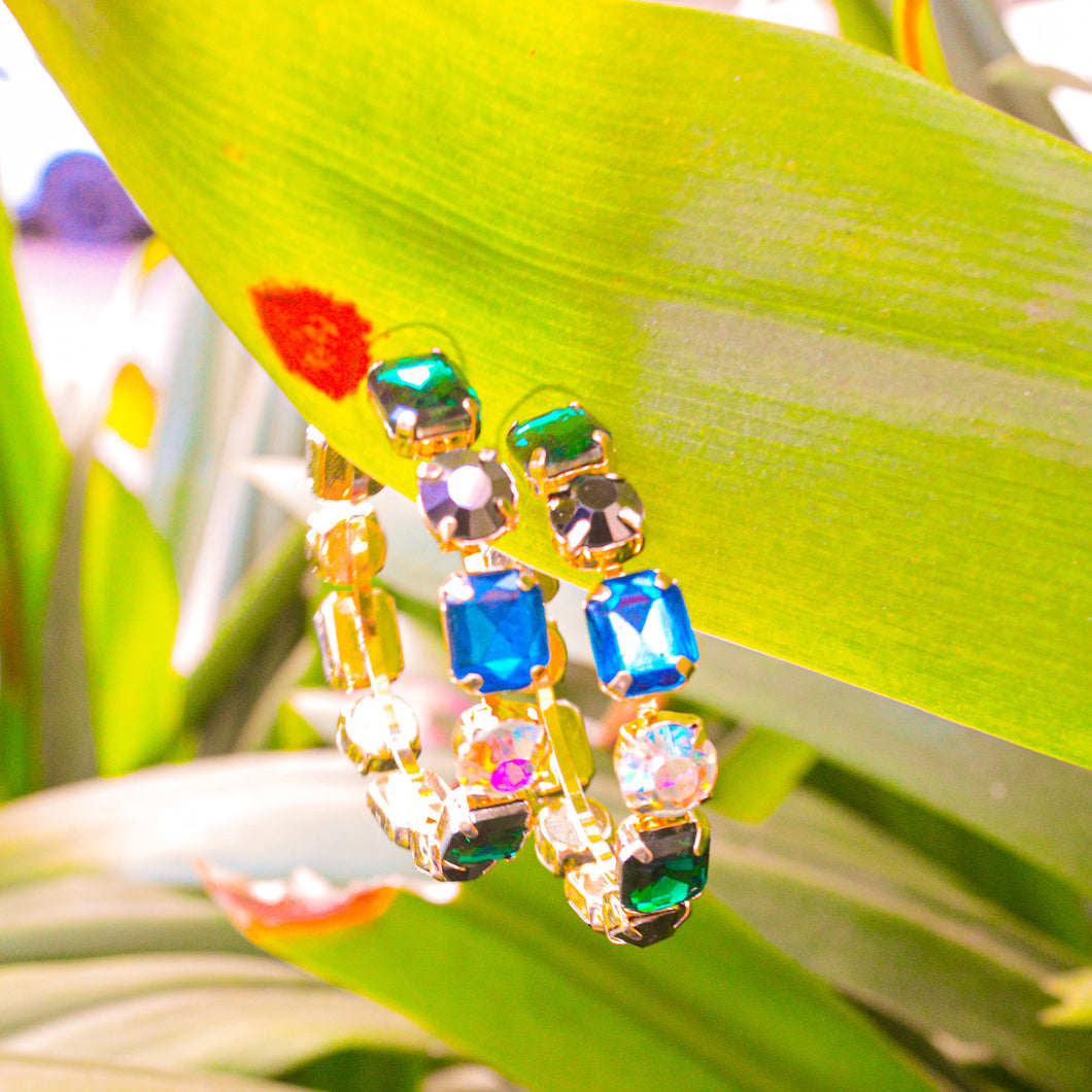 Multi Diamond Emerald Hoops Earrings ( Gold )