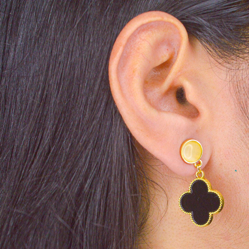 Black Clover Earrings - Gold