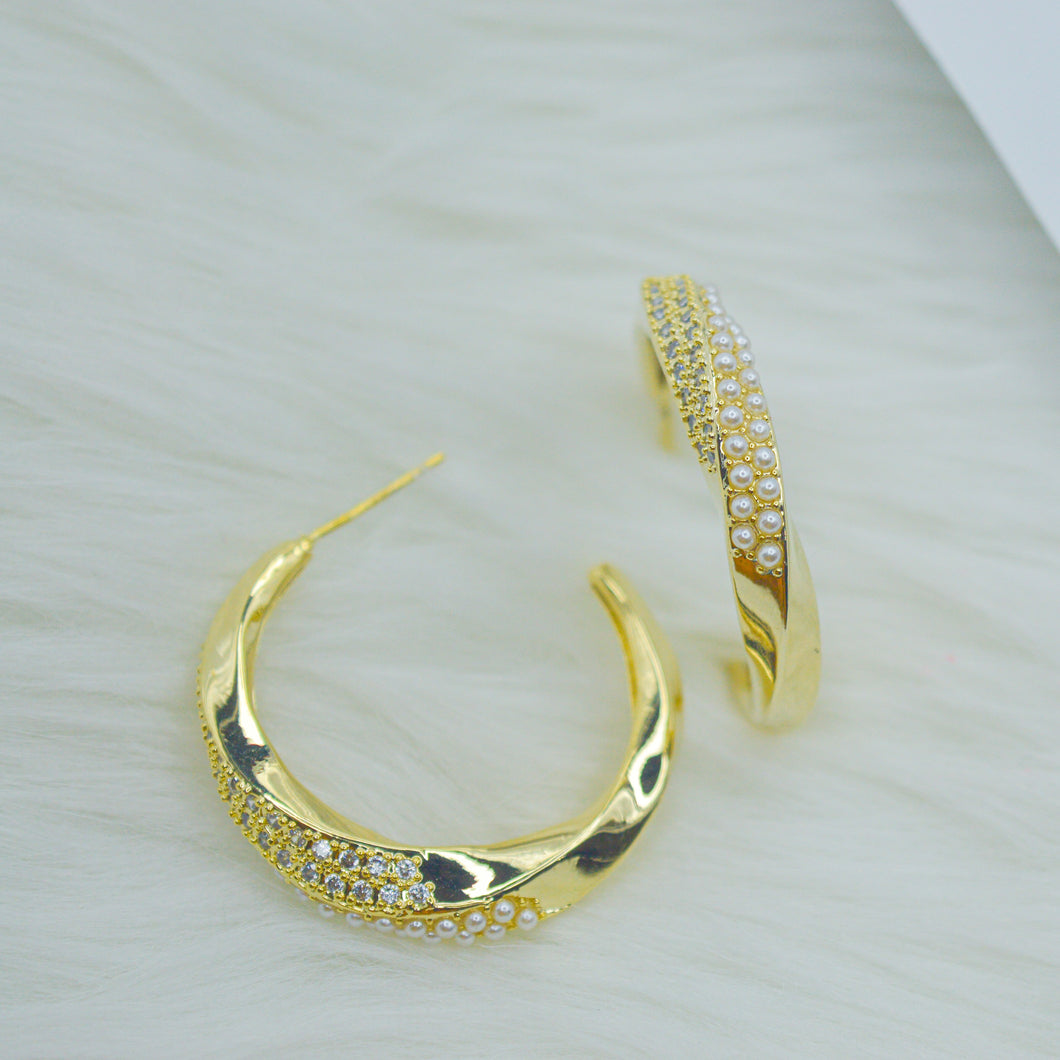 Pearl Studded Hoops Earrings ( Gold )