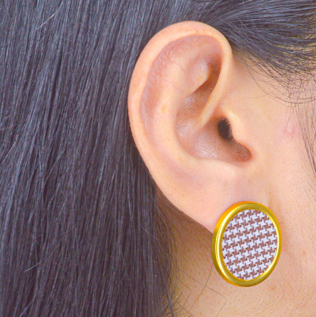 Round Shaped Fabric earrings - Gold