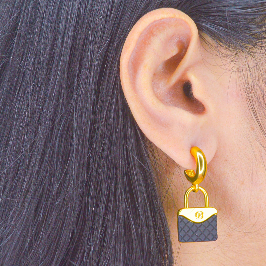 Black Clutch Earrings - Gold