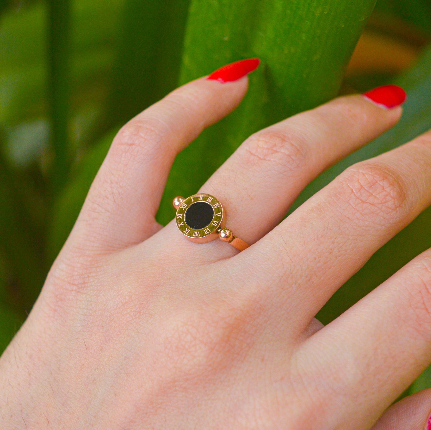 Roman Reversible White and Black Ring ( Rose Gold )