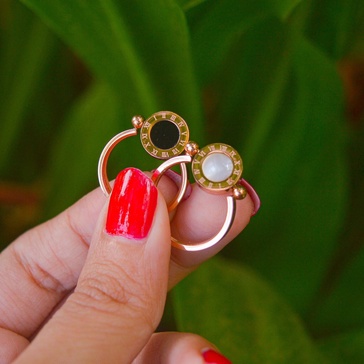 Roman Reversible White and Black Ring ( Rose Gold )