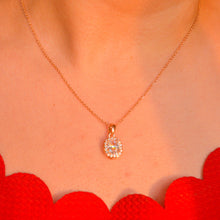 Load image into Gallery viewer, Oval Diamond Studded Necklace
