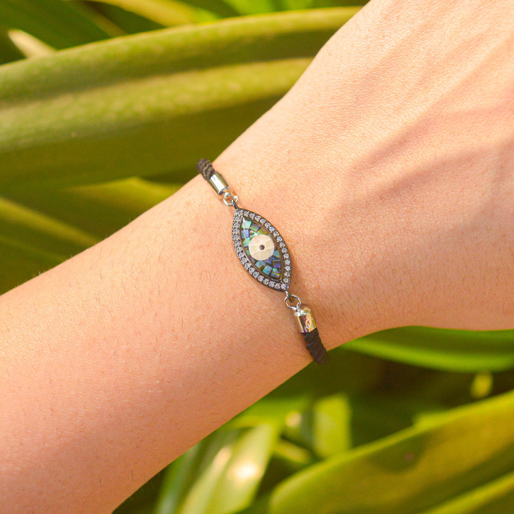 Pyramidal Evil Eye Pearl Bracelet ( Silver )