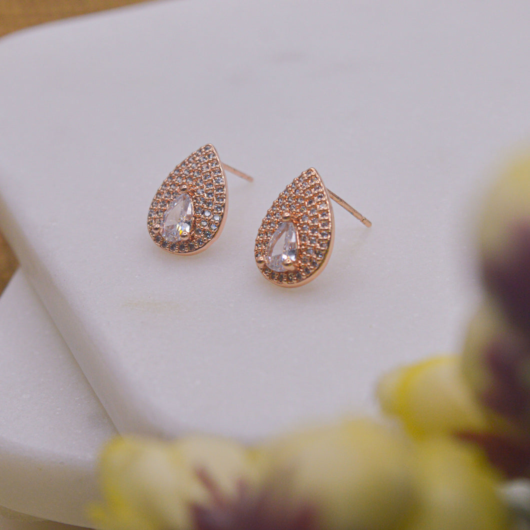 Drop Shape Studded Diamond Earrings Ear Studs - Rose Gold