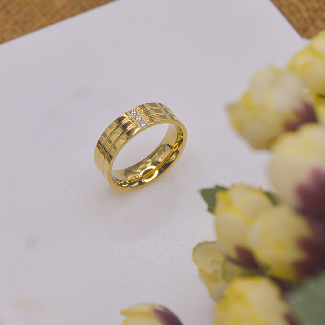 Tri Studded Plain Gold Couple Ring Band / Men Promise Ring